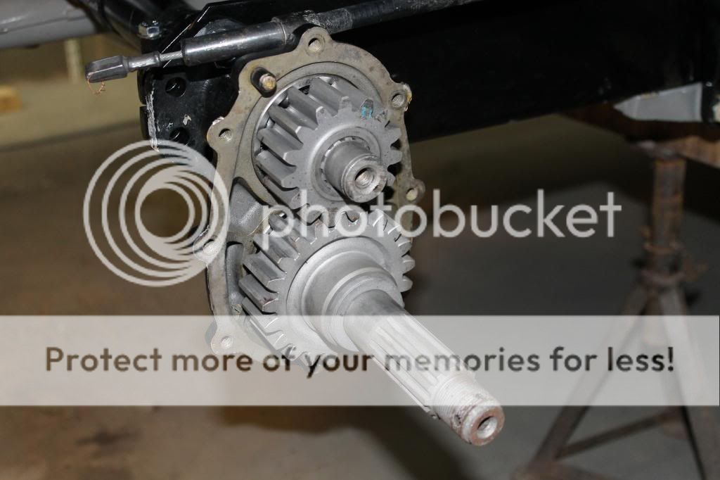 1952 Barn Door Restoration Fitting The Gearbox & Reduction Boxes